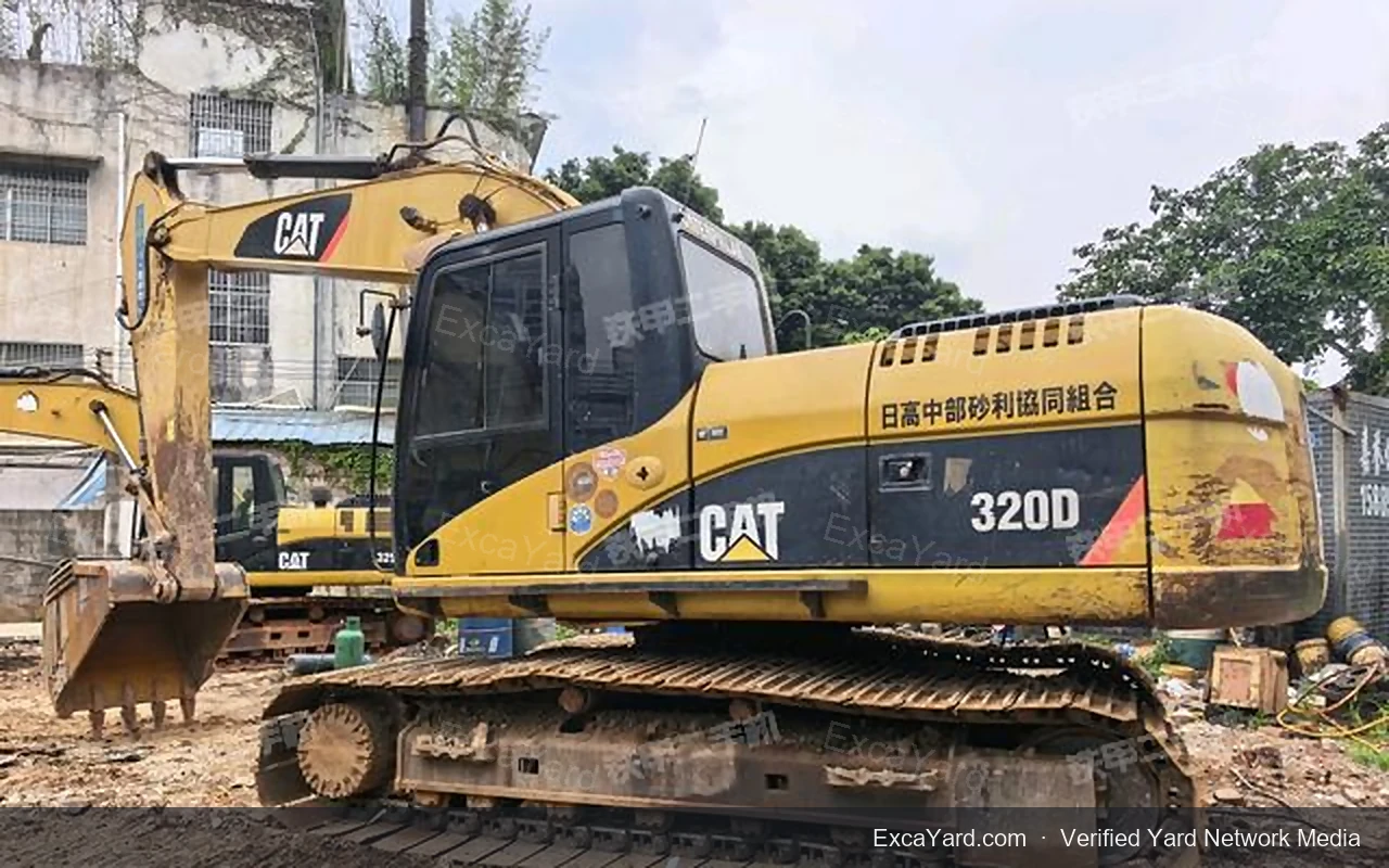 2013 Caterpillar 320D