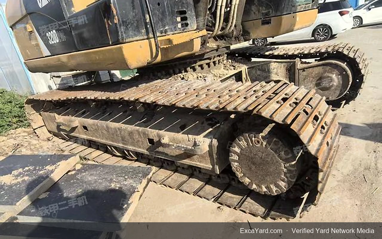 2014 Caterpillar 320D2GC detail photo 3