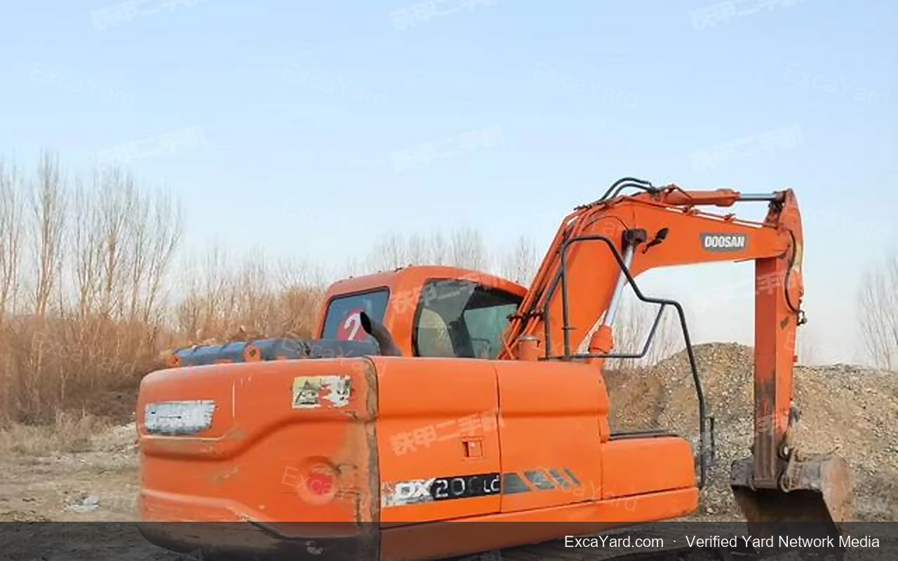 2015 Doosan DX150LC detail photo 2