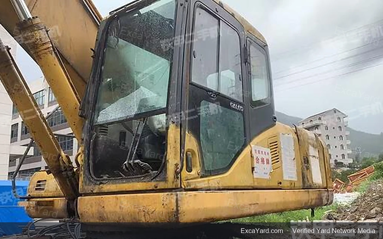 2007 Komatsu PC220LC7