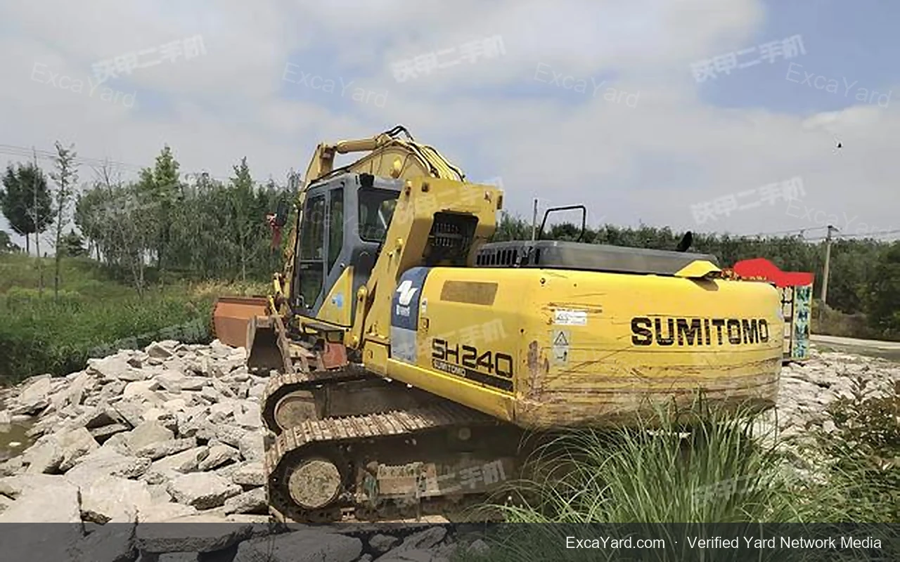 2011 Sumitomo SH2405 detail photo 2