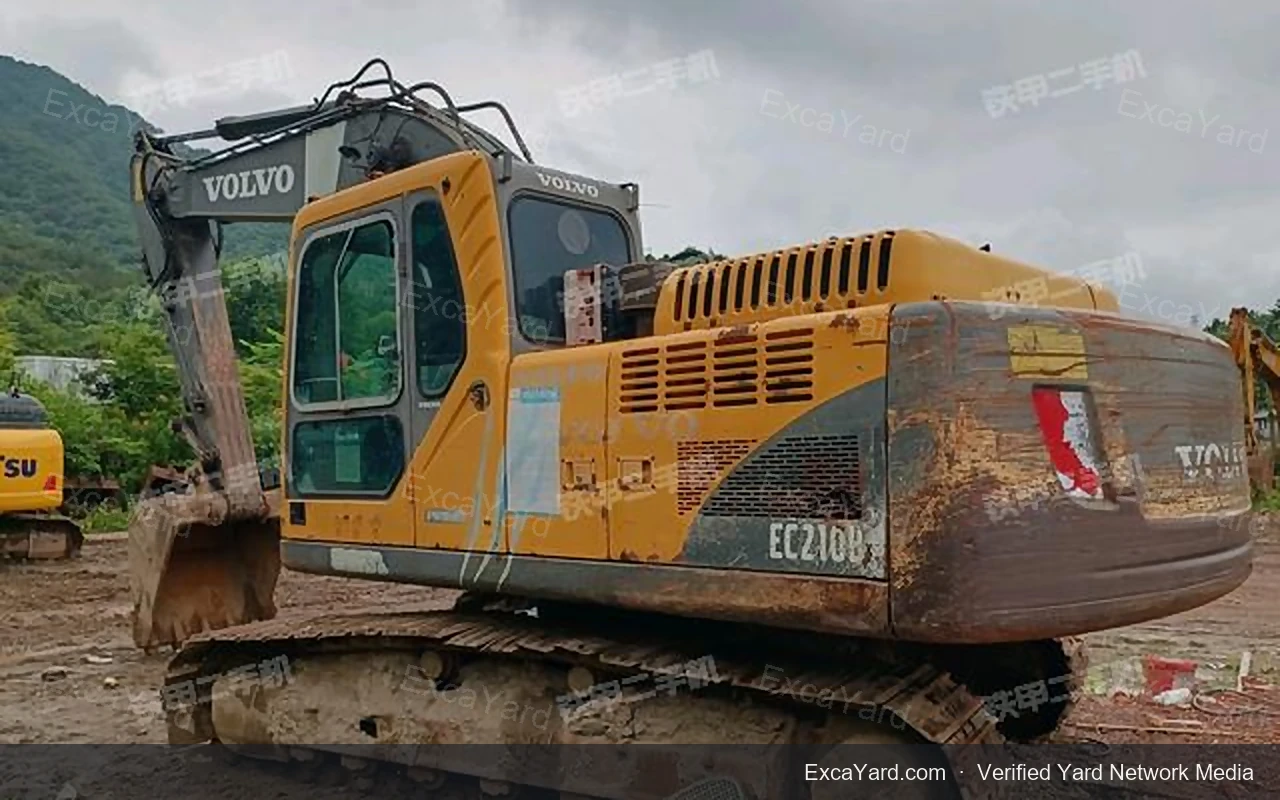 2015 Volvo EC210B detail photo 2