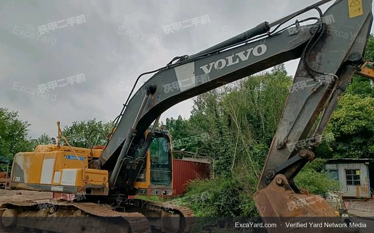 2015 Volvo EC210B detail photo 4